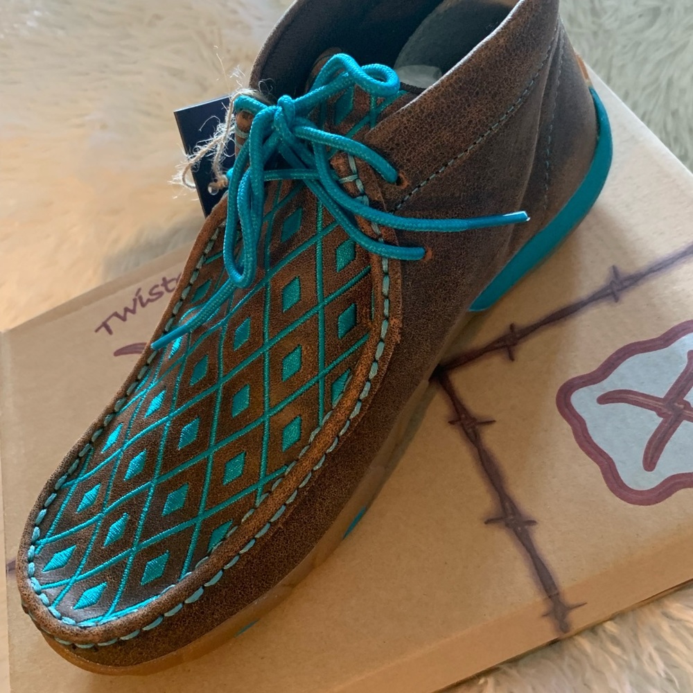 Womens Moccasins NWT size 7.5 - Picture 3 of 4